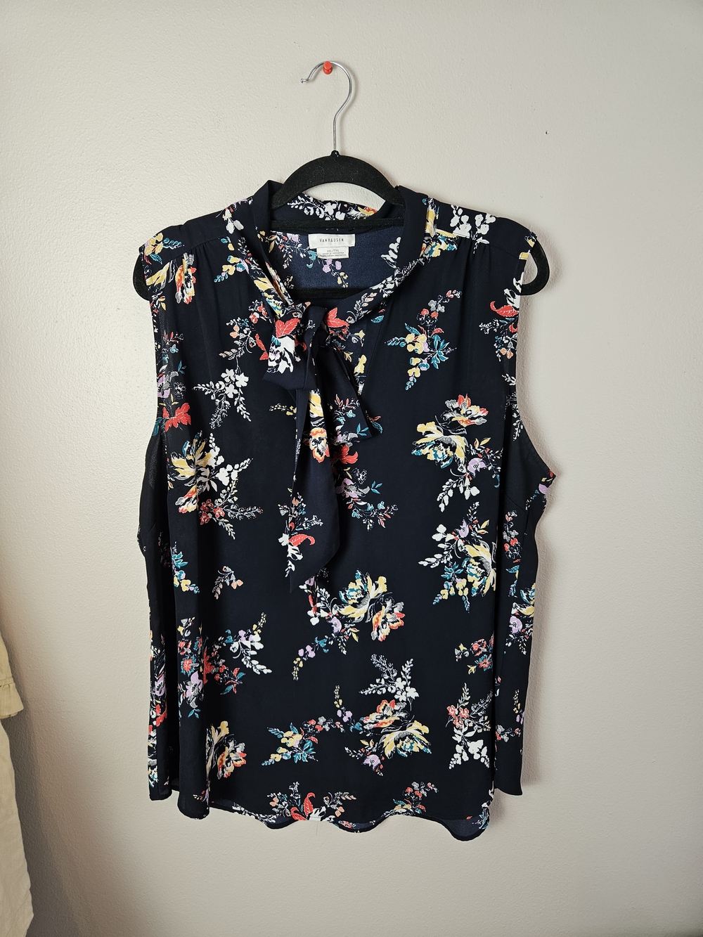 Navy Floral Tie-Neck Camisole